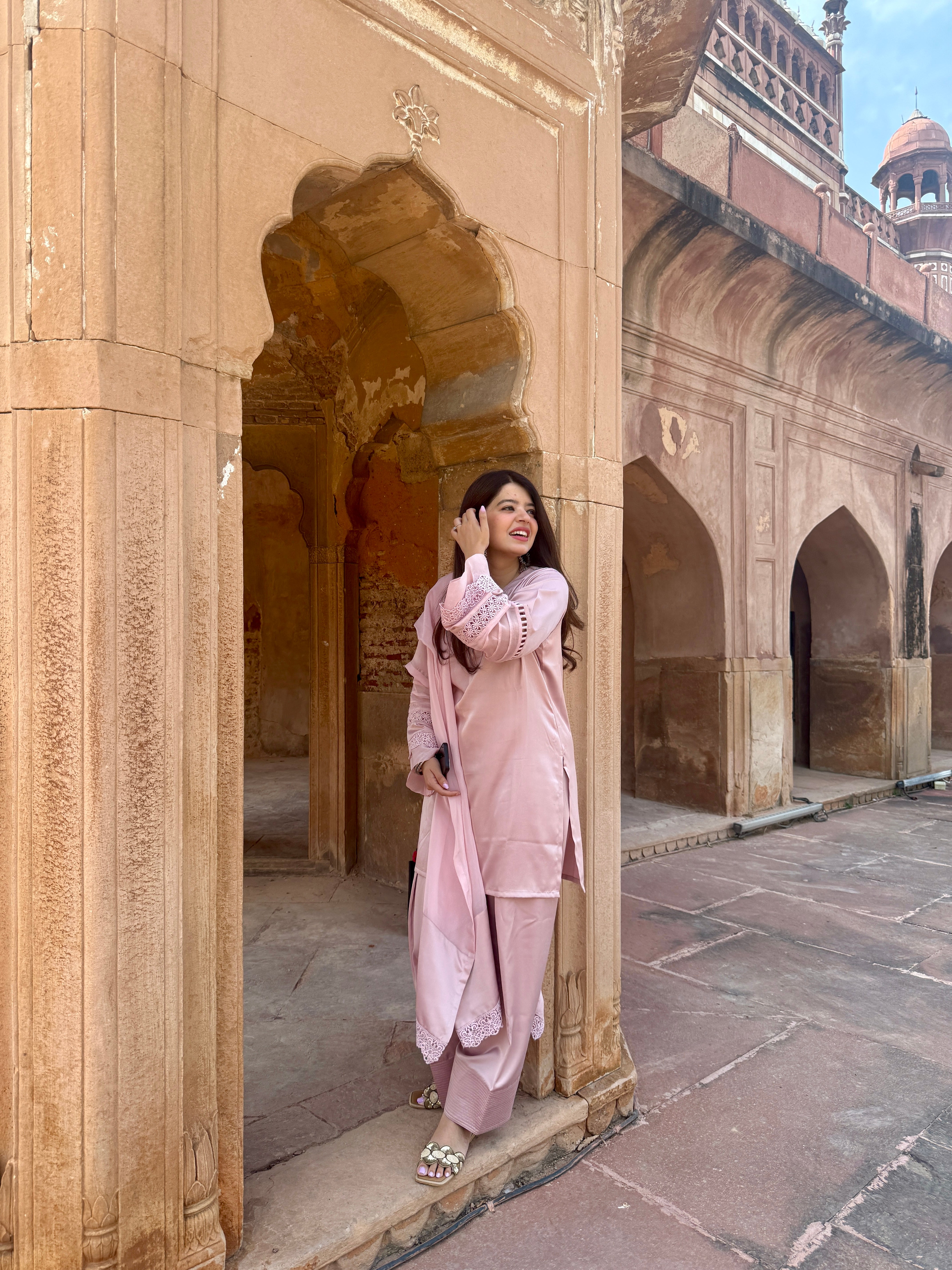 Mahira Rose Pink Farshi Suit Set