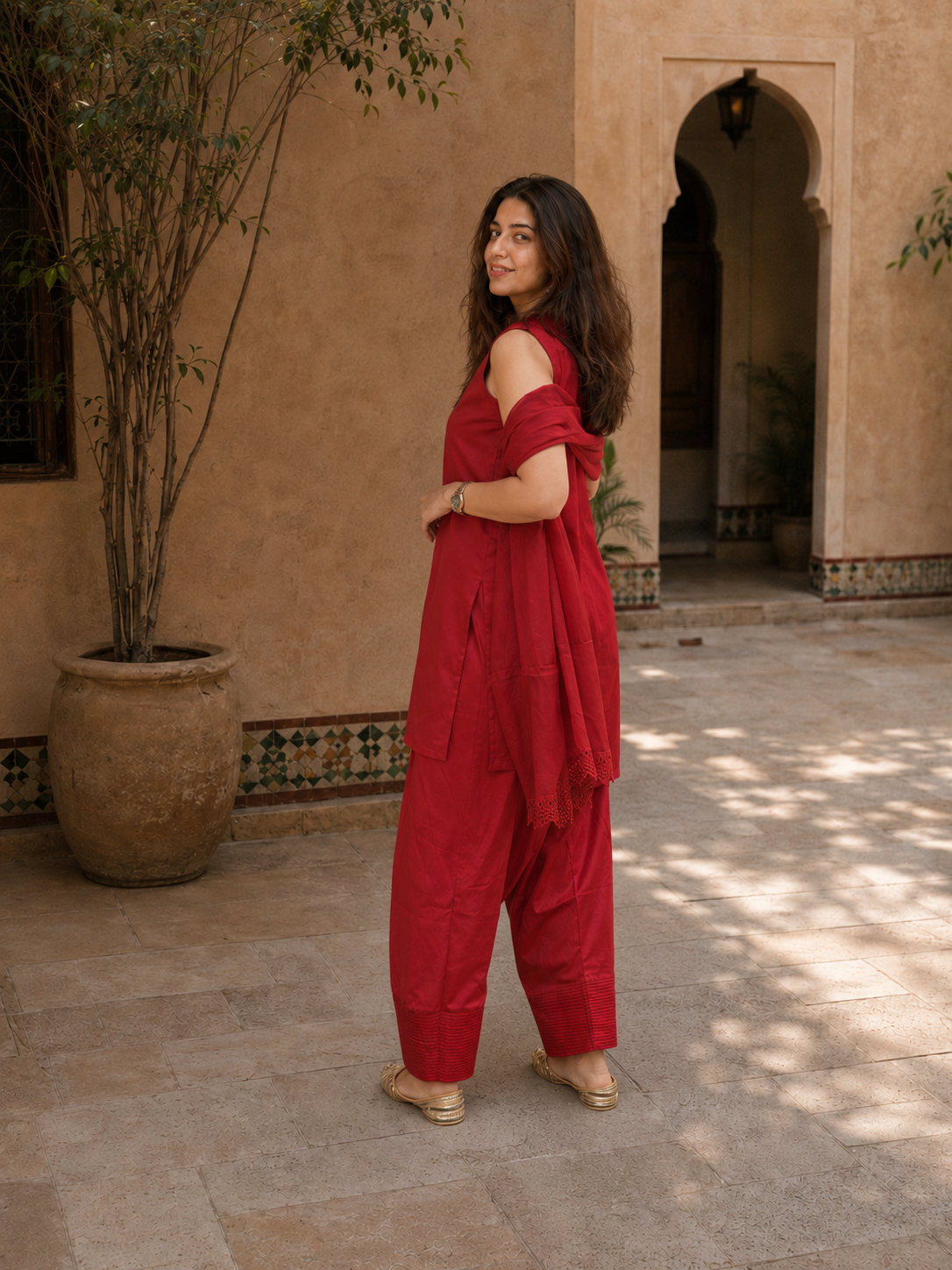 Mahira Red Farshi Suit Set