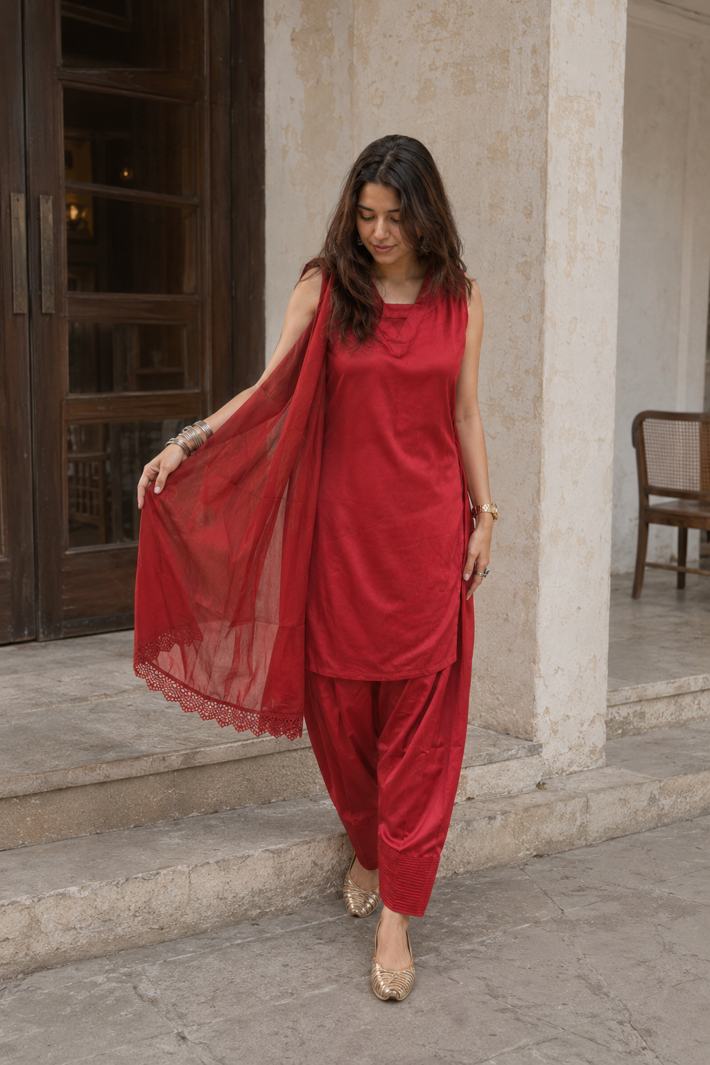Mahira Red Farshi Suit Set
