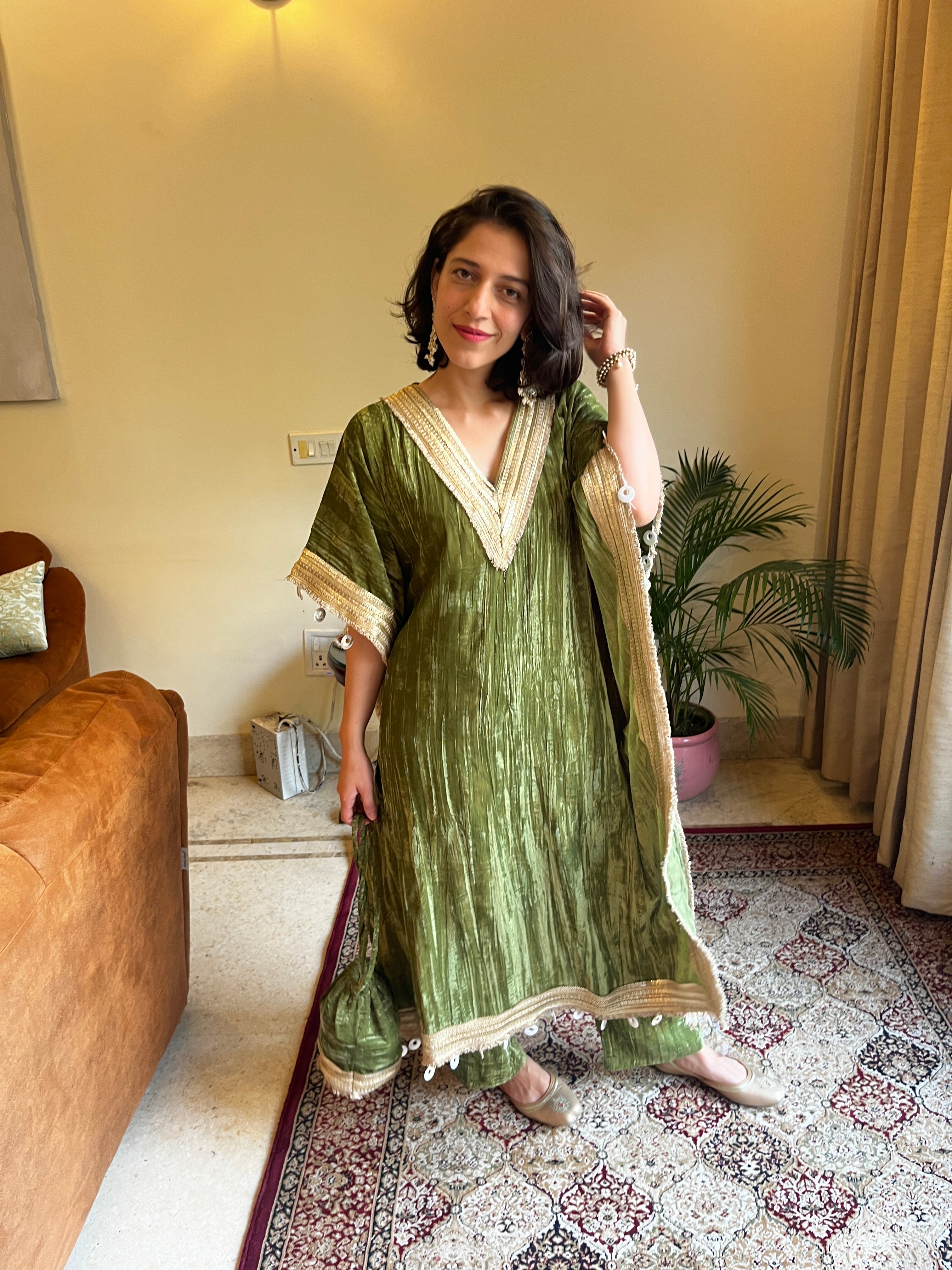 Firdaus Green Velvet Kaftan Set